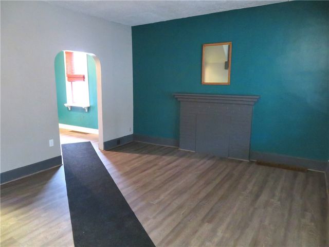 277 Glenwood Drive, Ambridge, PA 15003