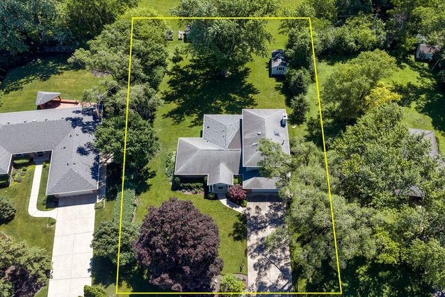 249 Spruce Road, Northbrook, IL 60062