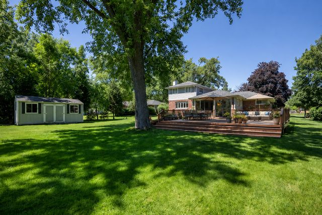 249 Spruce Road, Northbrook, IL 60062
