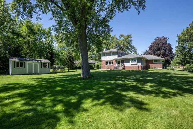 249 Spruce Road, Northbrook, IL 60062