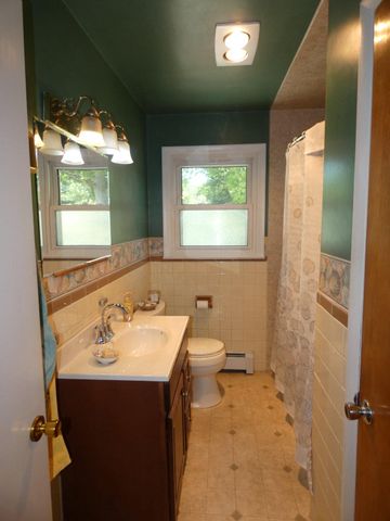 3 RUTH AVE, Wernersville, PA 19565