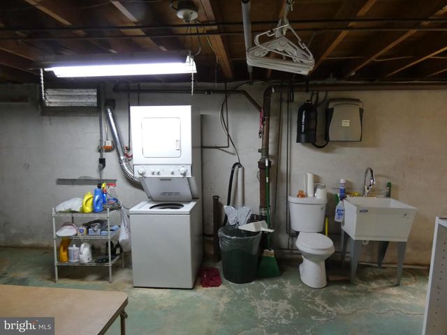 3 RUTH AVE, Wernersville, PA 19565