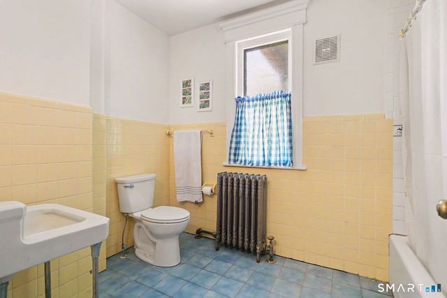 8 Myrtle Street, Norwalk, CT 06855