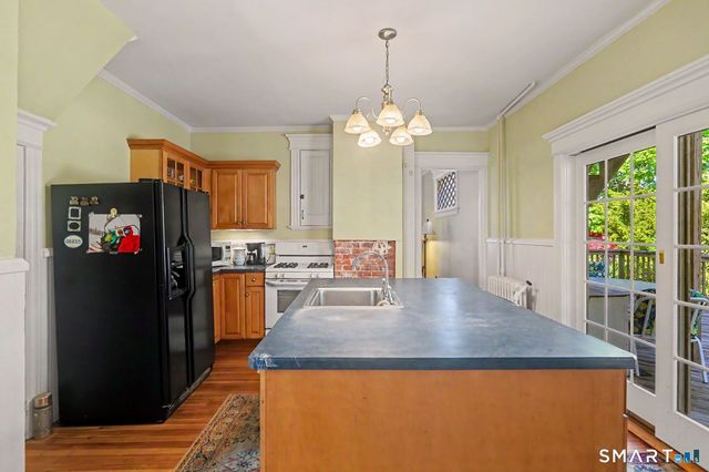 8 Myrtle Street, Norwalk, CT 06855