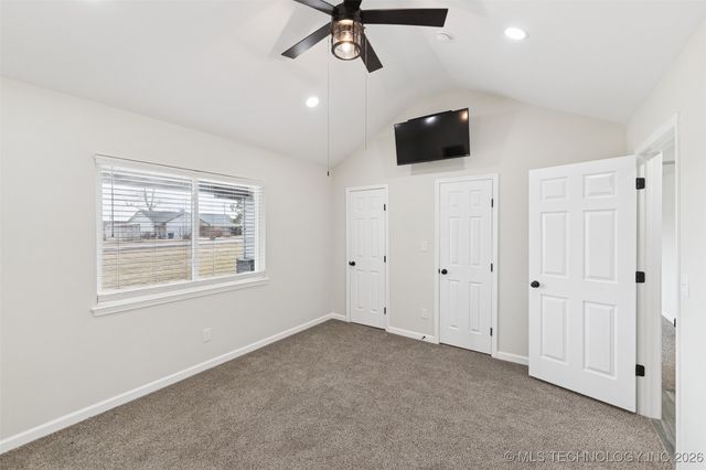 17065 Honeysuckle Lane, Claremore, OK 74019