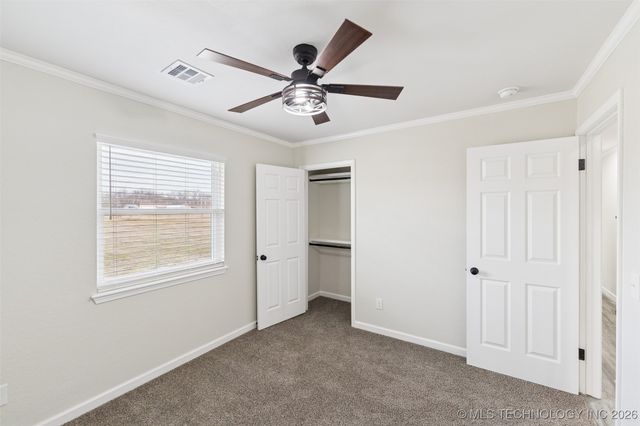 17065 Honeysuckle Lane, Claremore, OK 74019