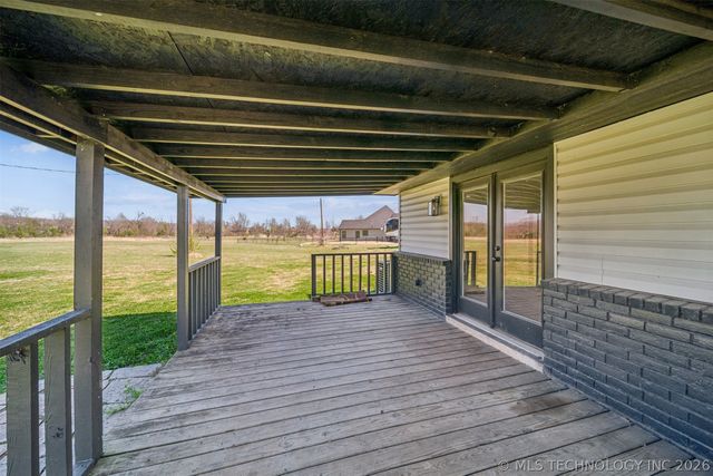 17065 Honeysuckle Lane, Claremore, OK 74019