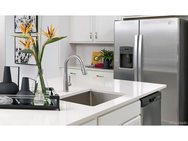 6562 N Malaya St, Aurora, CO 80019