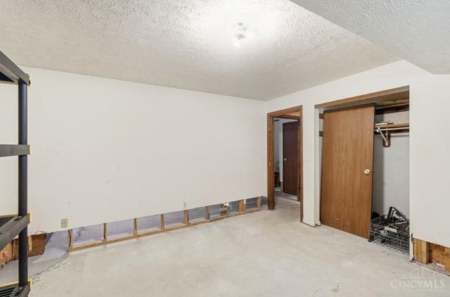 7377 Betsy Ross Court, Hamilton, OH 45011