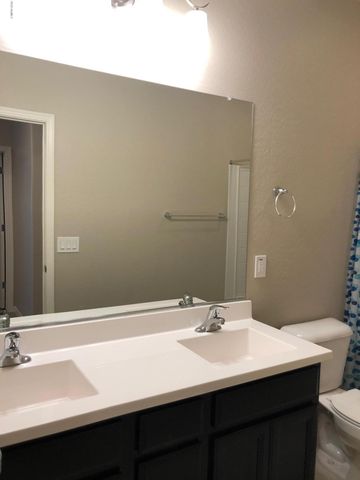 17206 N 9th Place, Phoenix, AZ 85022