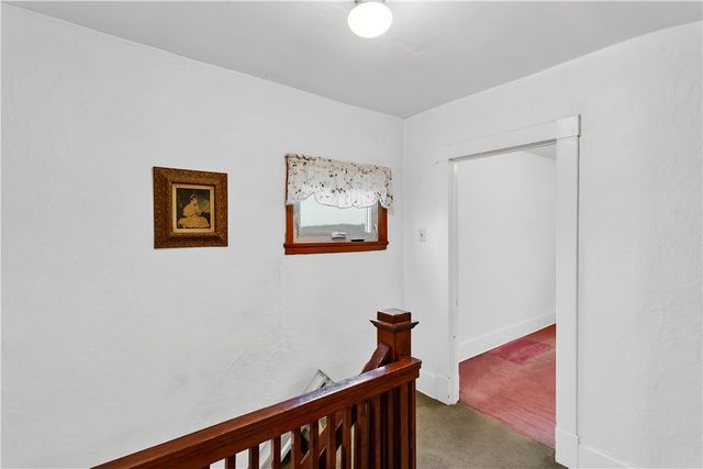 324 Beech St, Vandergrift, PA 15690