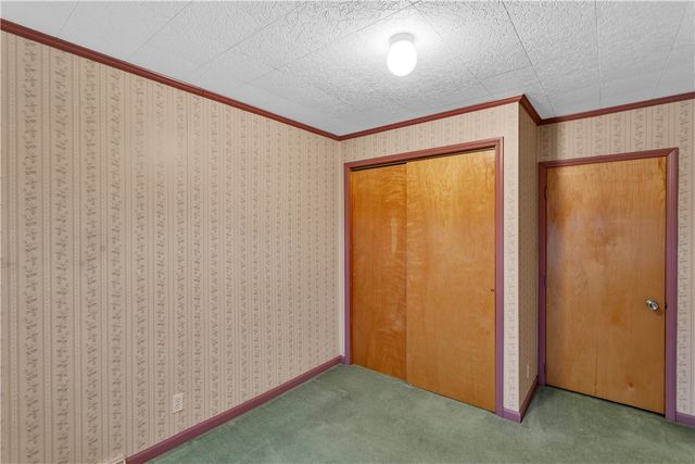 324 Beech St, Vandergrift, PA 15690