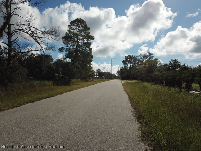 31 Gardenside Avenue, Lake Placid, FL 33852
