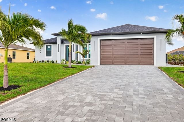 2223 NW 11th CT, Cape Coral, FL 33993