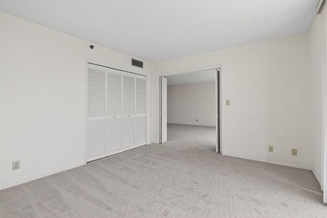 3507 Oaks Way 501, Pompano Beach, FL 33069