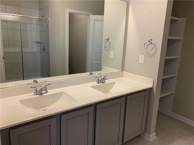 214 Bent Creek DR, Hutto, TX 78634