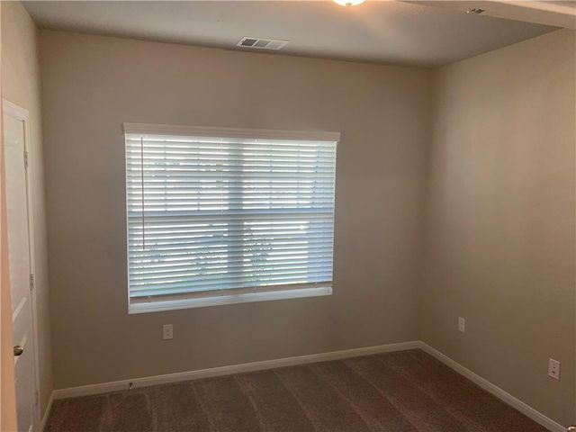 214 Bent Creek DR, Hutto, TX 78634