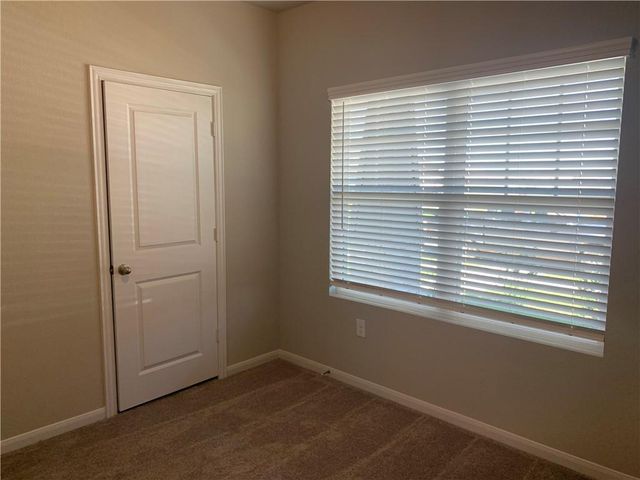 214 Bent Creek DR, Hutto, TX 78634