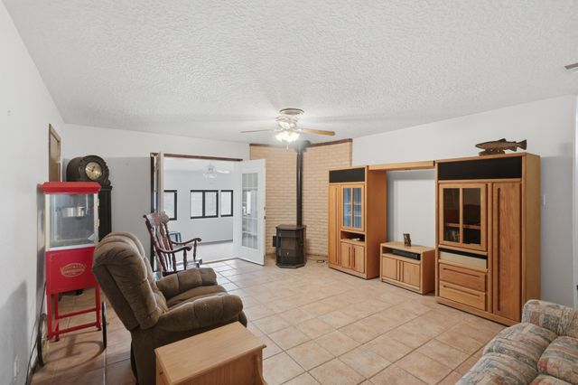 620 S 11th Street, Belen, NM 87002