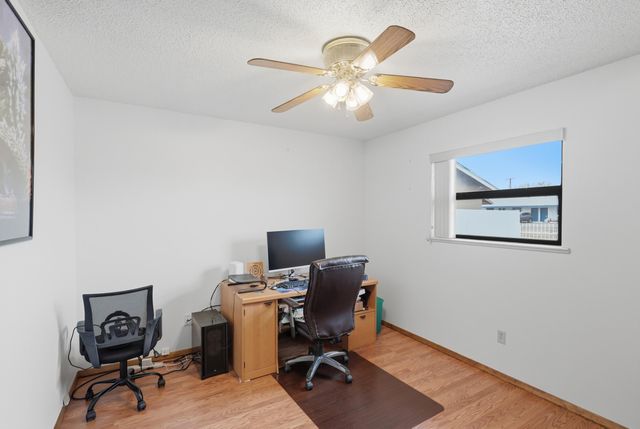 620 S 11th Street, Belen, NM 87002