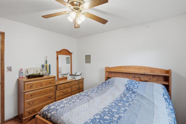 620 S 11th Street, Belen, NM 87002