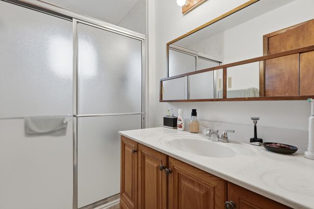 620 S 11th Street, Belen, NM 87002