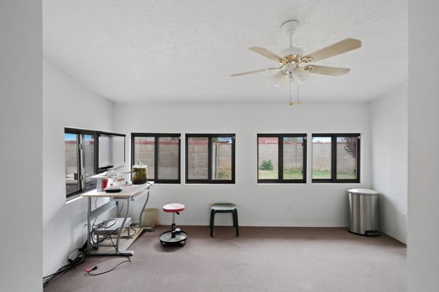 620 S 11th Street, Belen, NM 87002