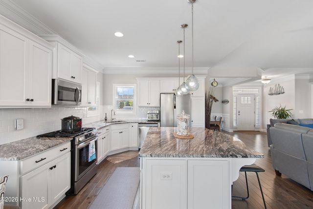 4269 Dunwoody Circle, Southport, NC 28461