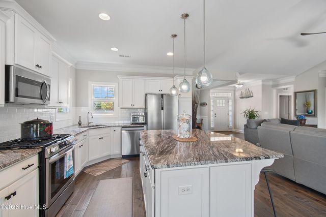 4269 Dunwoody Circle, Southport, NC 28461