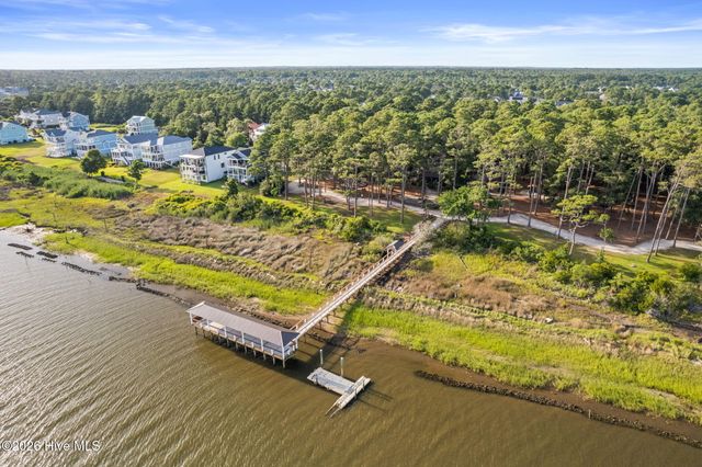 4269 Dunwoody Circle, Southport, NC 28461