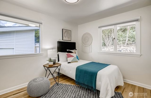 102 NW 43rd Street, Seattle, WA 98107