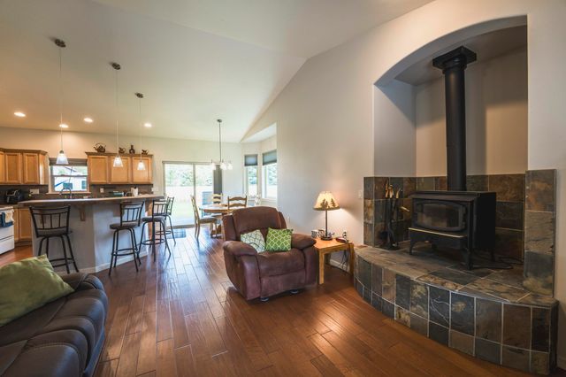 52790 Meadow Lane, La Pine, OR 97739