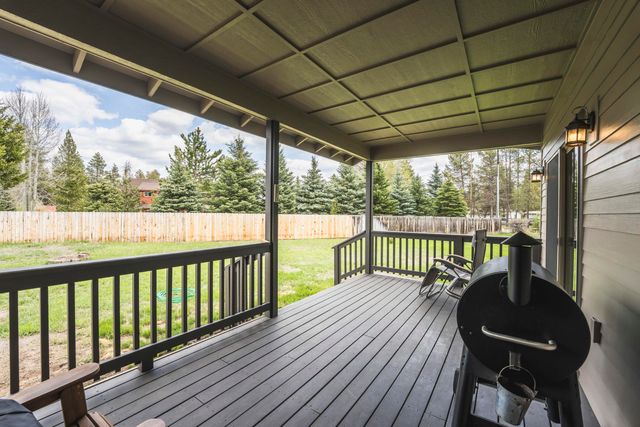 52790 Meadow Lane, La Pine, OR 97739
