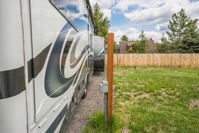 52790 Meadow Lane, La Pine, OR 97739