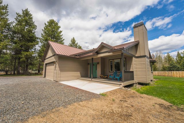 52790 Meadow Lane, La Pine, OR 97739