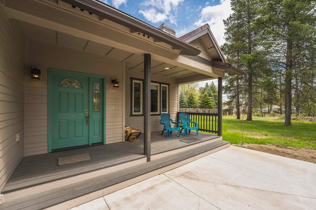 52790 Meadow Lane, La Pine, OR 97739