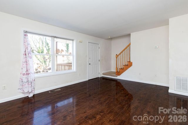 32 Rash Road, Asheville, NC 28806