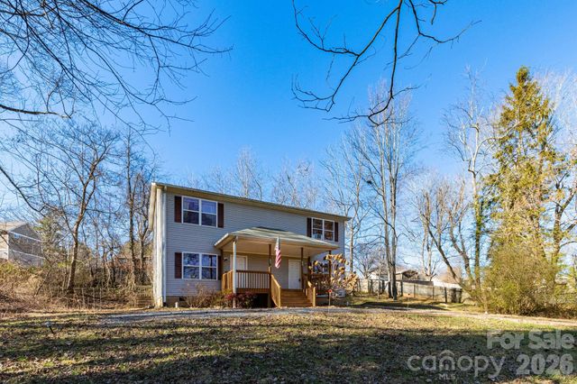 32 Rash Road, Asheville, NC 28806