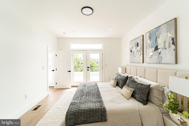 2517 ONTARIO RD NW #PH8, Washington, DC 20009