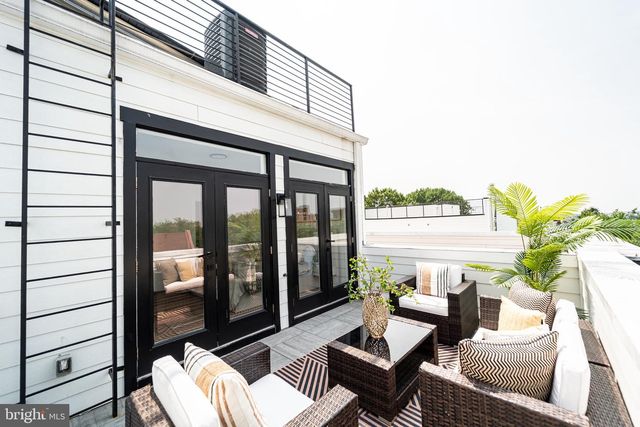 2517 ONTARIO RD NW #PH8, Washington, DC 20009