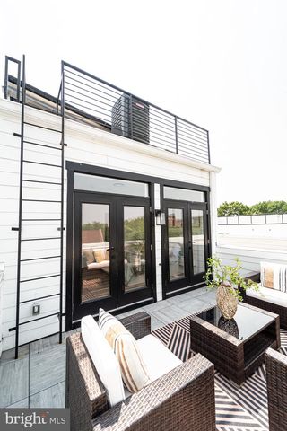 2517 ONTARIO RD NW #PH8, Washington, DC 20009