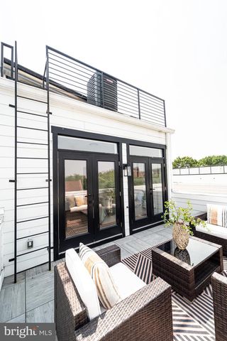 2517 ONTARIO RD NW #PH8, Washington, DC 20009