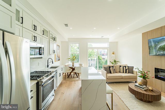 2517 ONTARIO RD NW #PH8, Washington, DC 20009