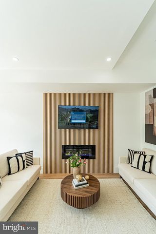 2517 ONTARIO RD NW #PH8, Washington, DC 20009