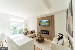 2517 ONTARIO ROAD PH8, Washington, DC 20009