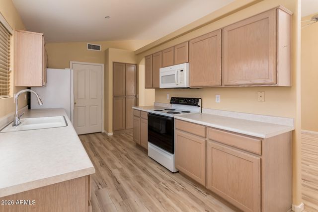 12566 W Palm Lane, Avondale, AZ 85392