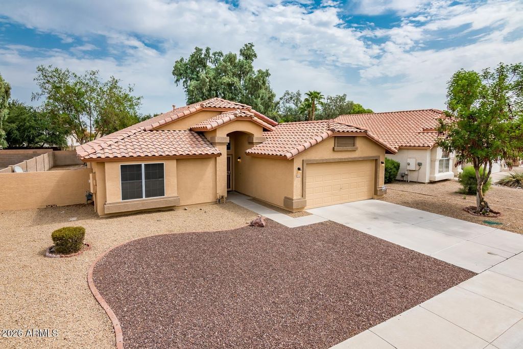 12566 W Palm Lane, Avondale, AZ 85392