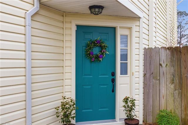 707 Whisper WALK, Chesapeake, VA 23322