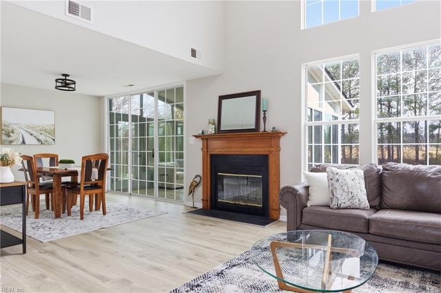 707 Whisper WALK, Chesapeake, VA 23322