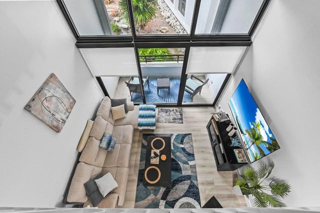 3589 S Ocean Boulevard 30, South Palm Beach, FL 33480